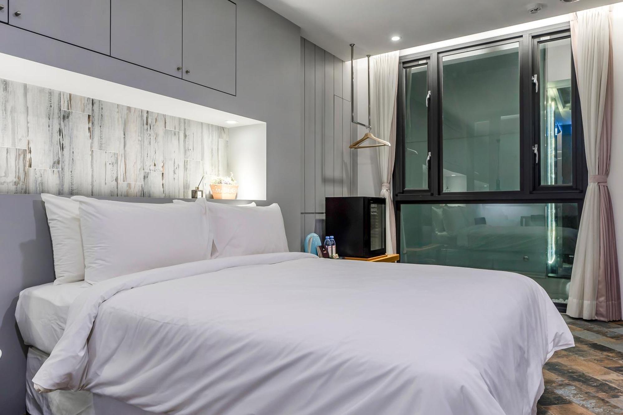 Han Yan Design Hotel Yuchi Esterno foto